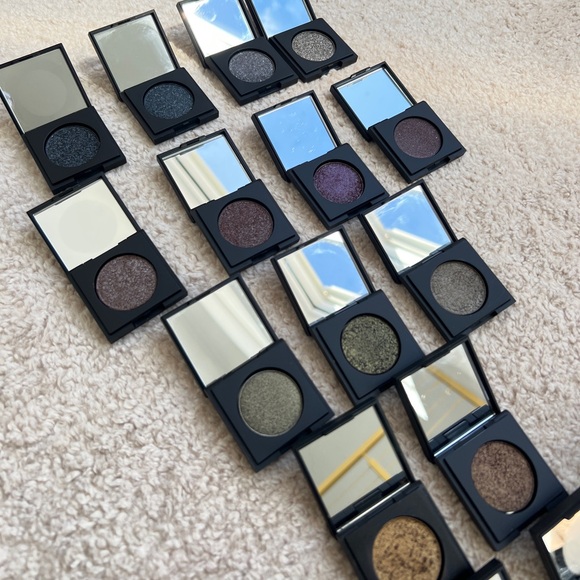 Brand New Dose of Colors Black Compact Set - Picture 4 of 7